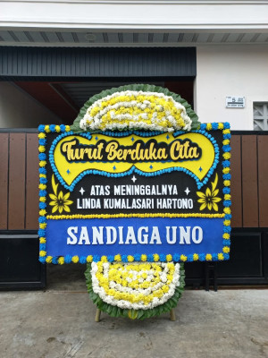 Papan Bunga Duka di Palu Timur